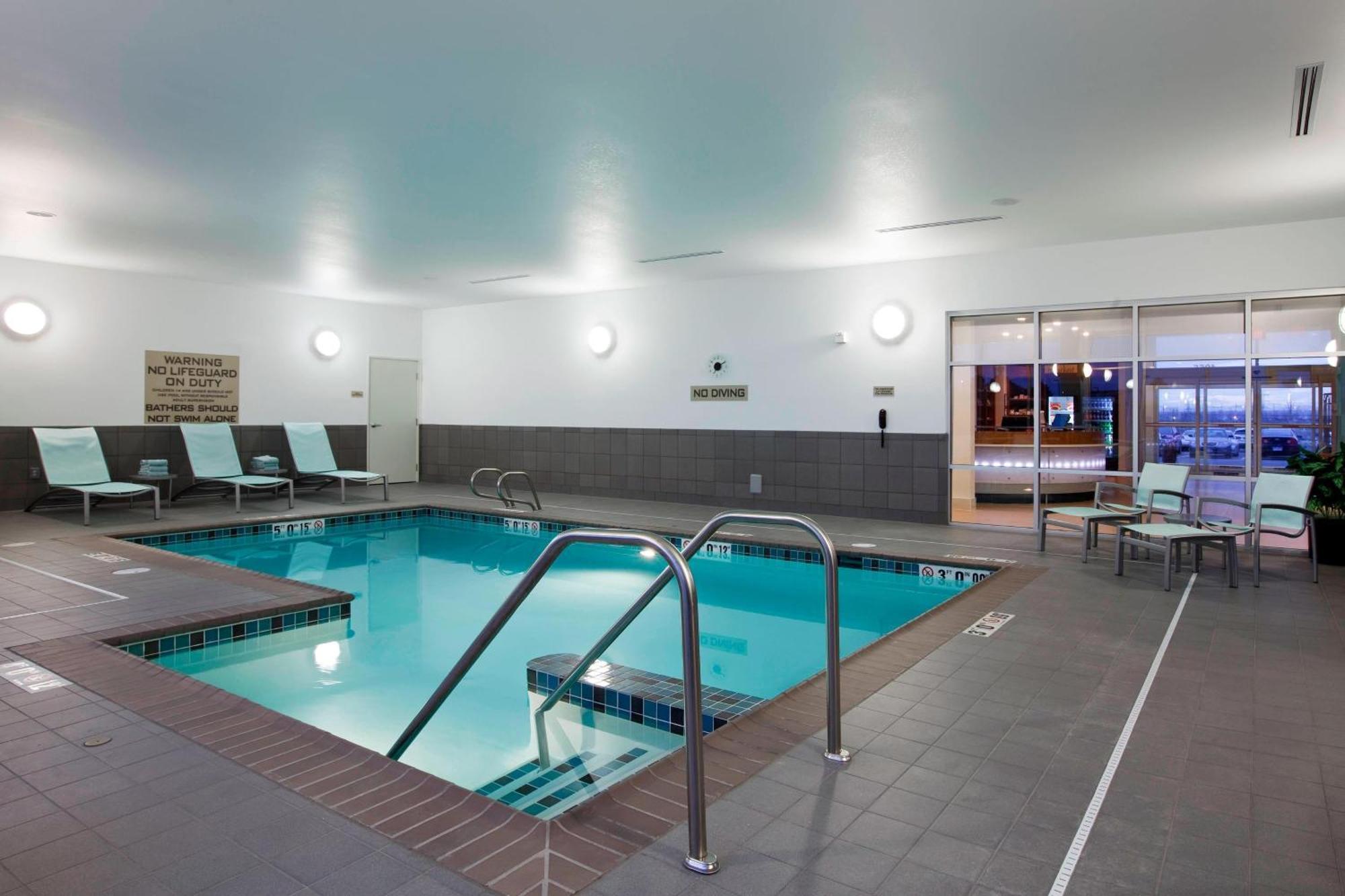 Springhill Suites By Marriott Salt Lake City Airport Экстерьер фото
