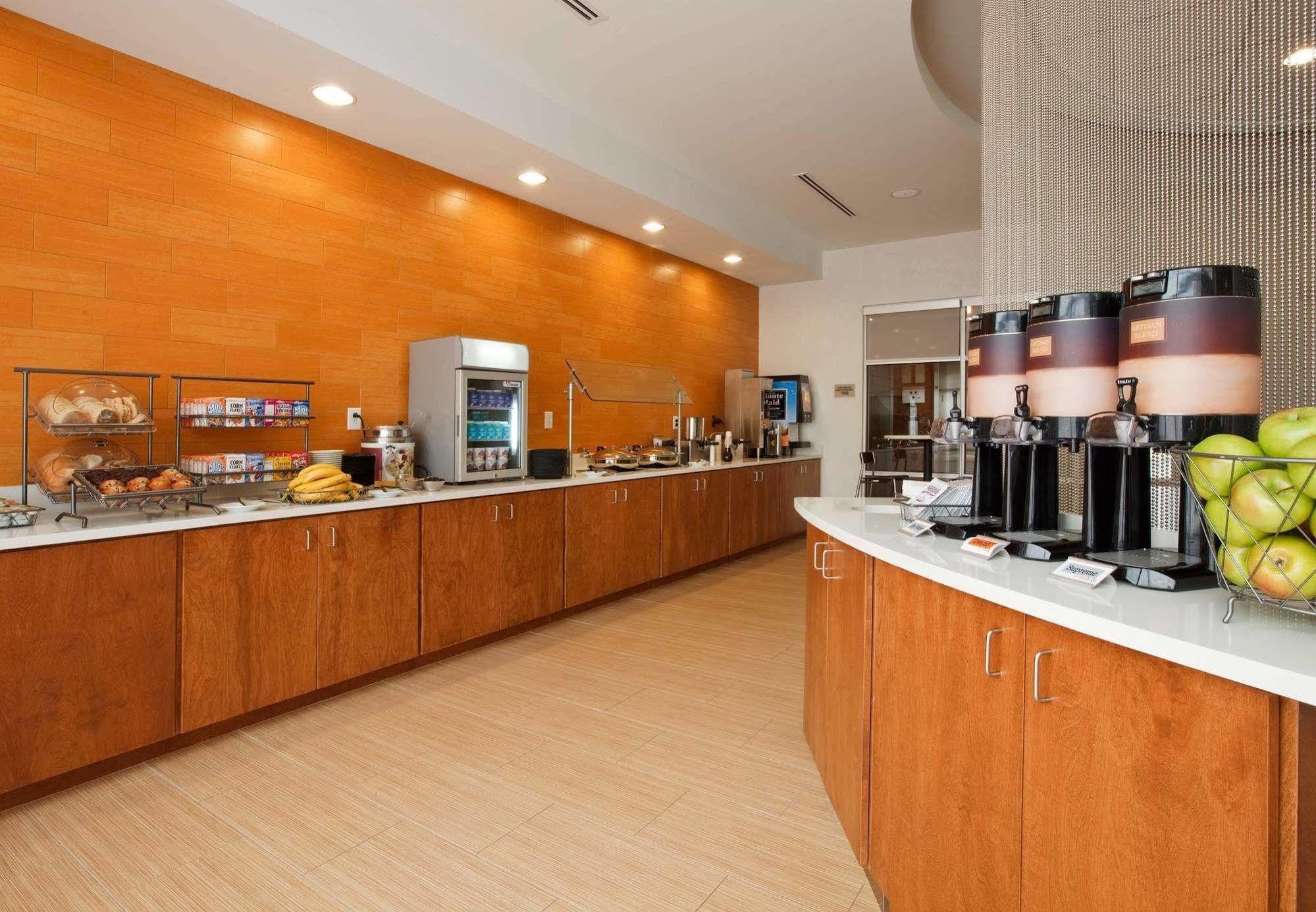 Springhill Suites By Marriott Salt Lake City Airport Экстерьер фото