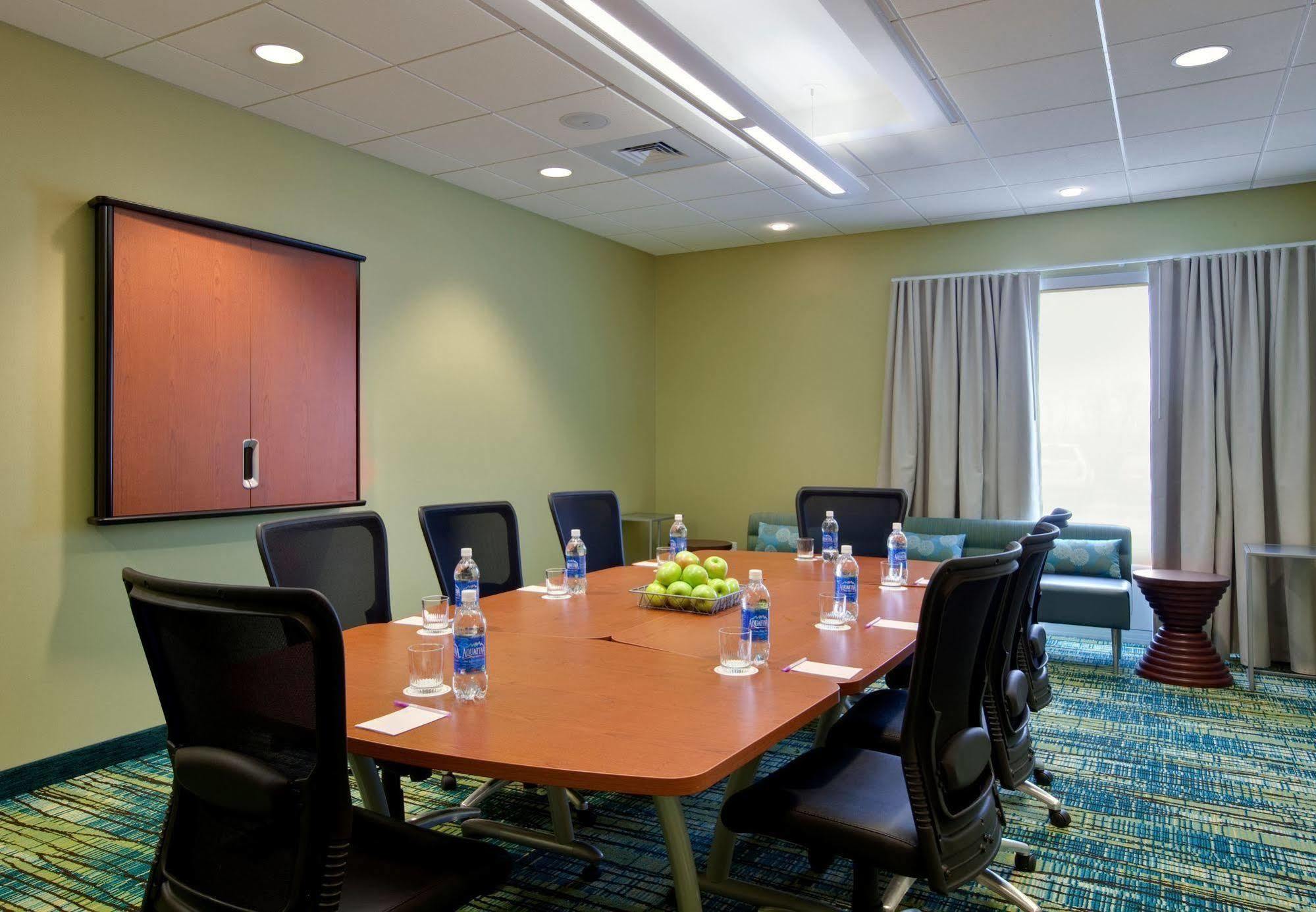 Springhill Suites By Marriott Salt Lake City Airport Экстерьер фото